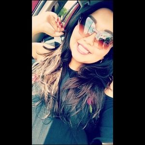 Meet your Posher, Brenda